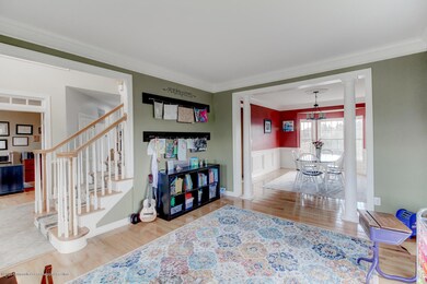 10 Jake Dr Upper Freehold NJ-large-017-0