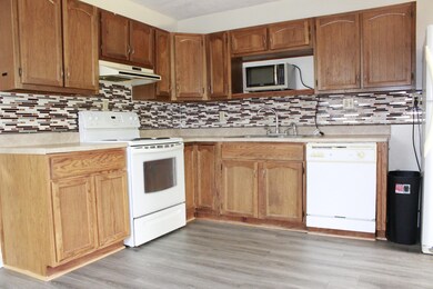 1937 Prouty Dr, Xenia, OH 45385 - photo 5