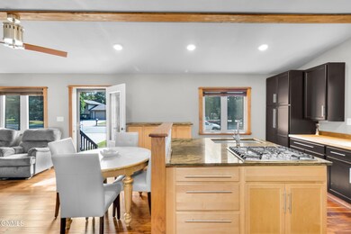 1714 4th St NE, Mandan, ND 58554 - photo 4