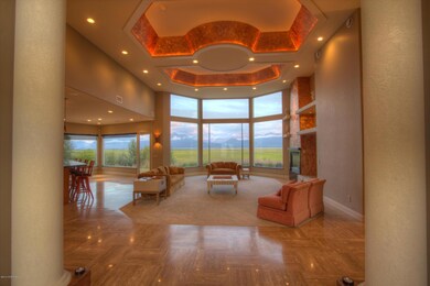 Amazing copper and lighting accents