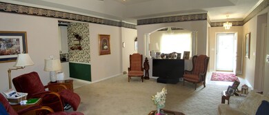 Pano living dining foyer