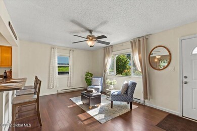 213 Washington Ave E, Rensselaer, NY 12144 - photo 5