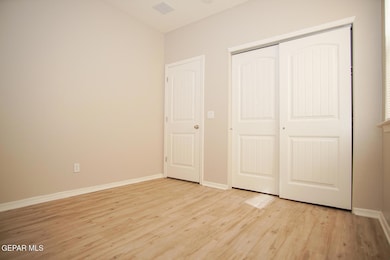 548 Sunset Valley Ave, Socorro, TX 79927 - photo 7