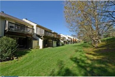 39 Flintlock Ln, Chesterbrook, PA 19087 - photo 4