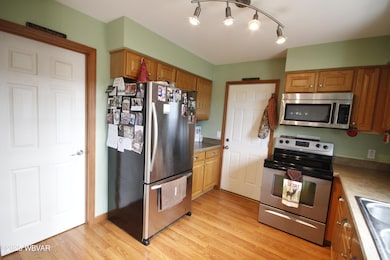 161 Laurel Run Cir, Williamsport, PA 17701 - photo 7