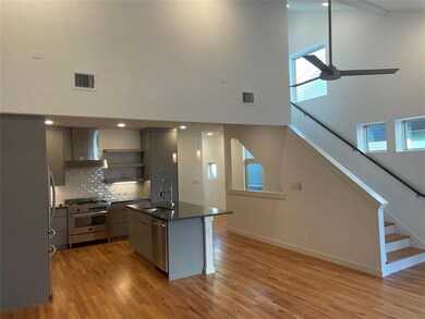 2204 Chunk Ct, Dallas, TX 75206 - photo 3