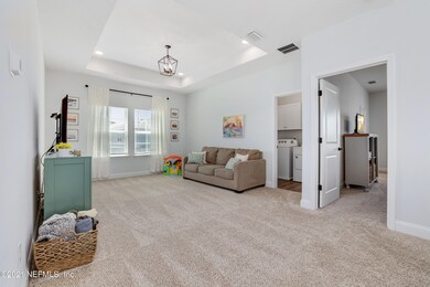 Large Open Loft Space!