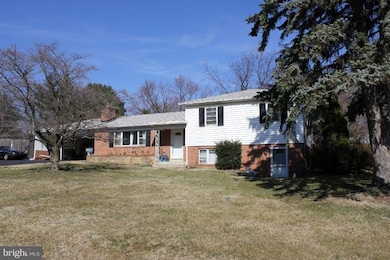 13227 Bregman Rd, Silver Spring, MD 20904 - photo 2