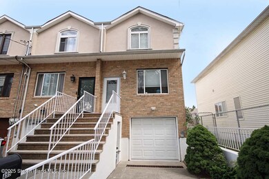 499 Greeley Ave, Staten Island, NY 10306 - photo 2
