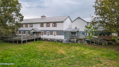 390 Cherohala Skyway, Tellico Plains, TN 37385 - photo 4