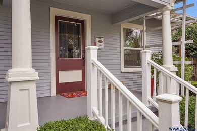 1097 8th Ave SW, Albany, OR 97321 - photo 2