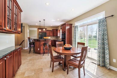 DNG-6349-SADDLE-RIDGE-COURT_10