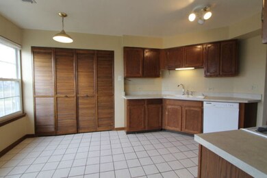 1643 Glengarry Ct, Algonquin, IL 60102 - photo 3