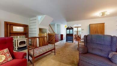 9 Stonehedge Dr, South Burlington, VT 05403 - photo 4