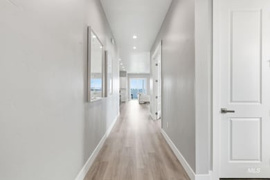 2195 N Mountain Vista Ave, Star, ID 83669 - photo 3