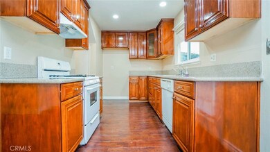 8242 Haseltine Green, Buena Park, CA 90621 - photo 5