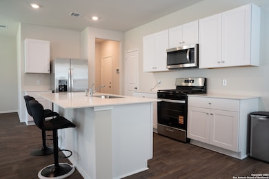 5903 Cosmic Crisp, San Antonio, TX 78252 - photo 3