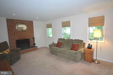 9207 Broken Timber Way, Columbia, MD 21045 - photo 4