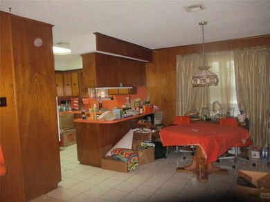 7634 Parker Rd, Houston, TX 77016 - photo 7