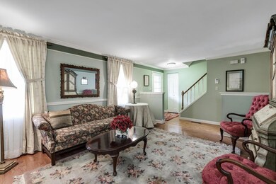006-1804OldShayCourt-Columbus-OH-43229-s