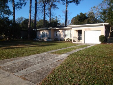 1638 Hazelhurst Dr, Jacksonville, FL 32216 - photo 2