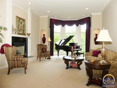 4306 SW Clarion Lakes Dr, Topeka, KS 66610 - photo 6