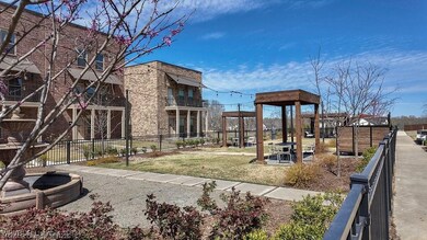 9205 R A Young Jr Dr, Barling, AR 72923 - photo 4