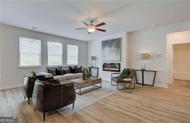 1104 Georgian Point Dr unit 9, Lawrenceville, GA 30045 - photo 6