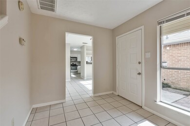8211 E Ridge Dr, Houston, TX 77040 - photo 7