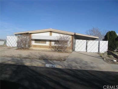 13991 Victoria Dr, Victorville, CA 92395 - photo 2