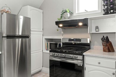 54 Bromfield St unit 5, Newburyport, MA 01950 - photo 7