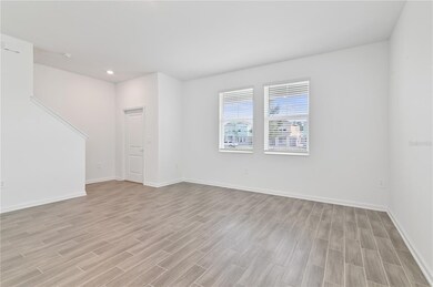 6446 Limberpine Aly, Saint Cloud, FL 34771 - photo 5