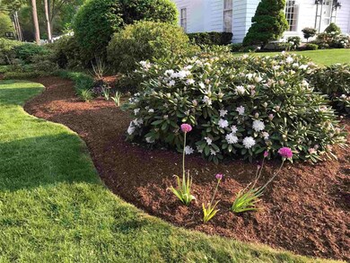 185 Walnut Hill Ave, Manchester, NH 03104 - photo 4