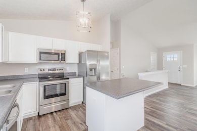 556 Summer Pointe Dr, Walton, KY 41094 - photo 7