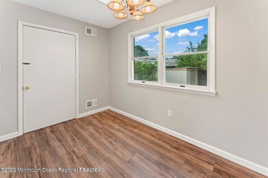 20220812184641443443000000-o