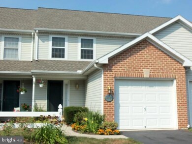 4030 Parkside Ct, Mount Joy, PA 17552 - photo 2