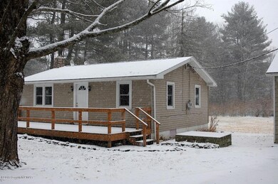 213 Dorothy Dr, Cresco, PA 18326 - photo 2