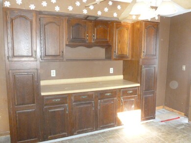 312 Broadway St, Nichols, IA 52766 - photo 6