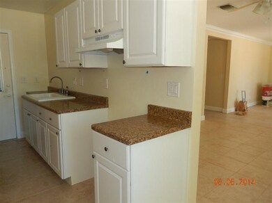 609 Woodward Ave, El Centro, CA 92243 - photo 5