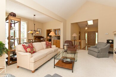 5015 N Quail Crest Dr SE unit 117, Grand Rapids, MI 49546 - photo 6