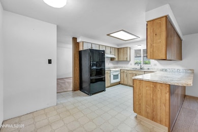 42-web-or-mls-1001-sonoma-st
