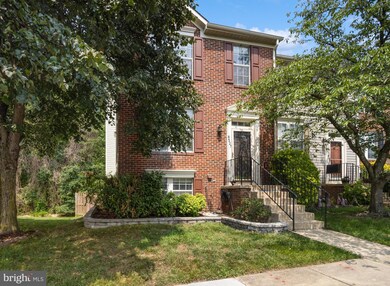 8527 Pine Meadows Dr, Odenton, MD 21113 - photo 2