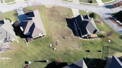 4928 Parkhill St, Shawnee, KS 66216 - photo 2