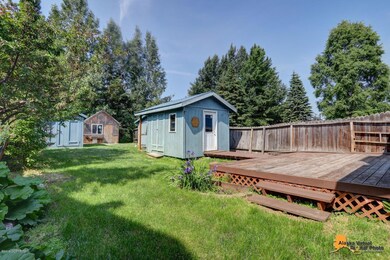 Fully fenced west facing yard!