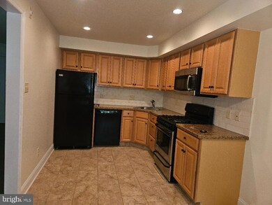 106 C Hampton Crossing, Southampton, PA 18966 - photo 4