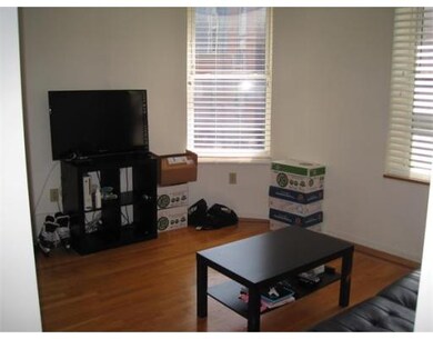 12 Parmenter St unit 3F, Boston, MA 02113 - photo 2