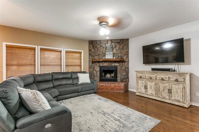 3324 Mustang Dr, Denton, TX 76210 - photo 6