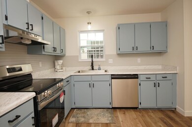 135_5thKitchen1