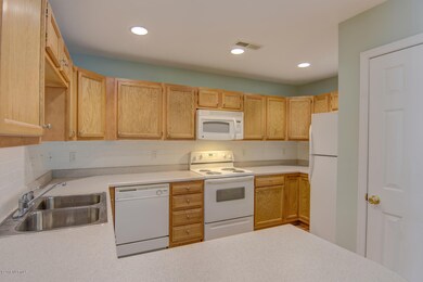 7833 Chip Shot Way Wilmington-large-016-
