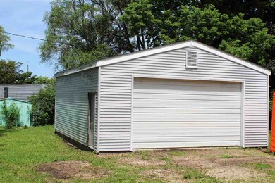 1116 Terrace Ct, Janesville, WI 53546 - photo 3